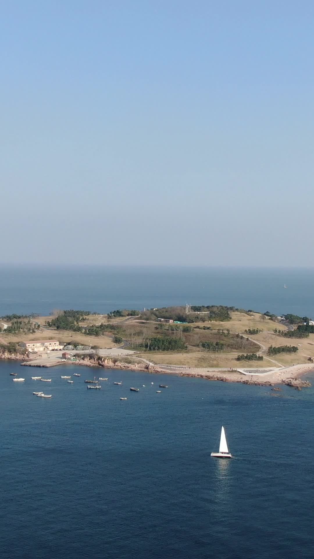 静谧海岸风光