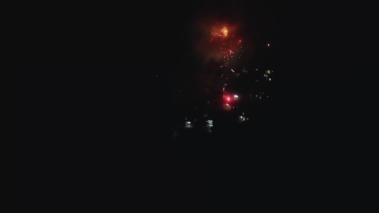 乡村过年夜晚烟花秀-8