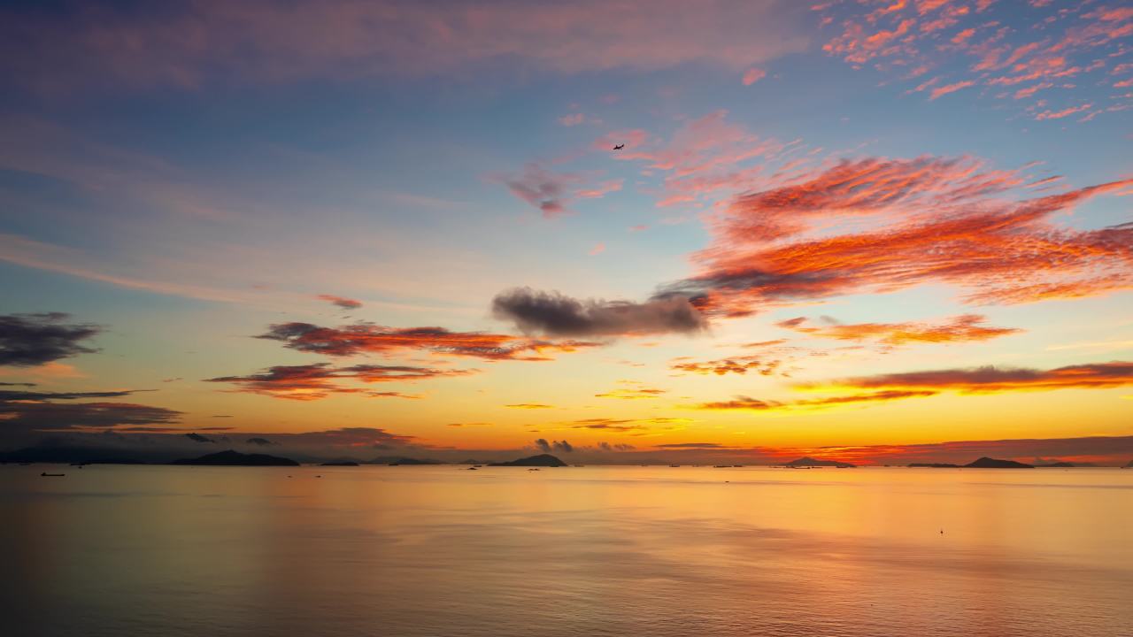 海面日落时分自然景观