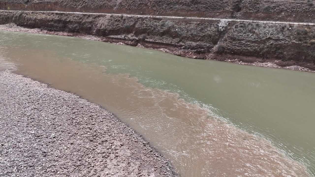 澜沧江峡谷航拍景色
