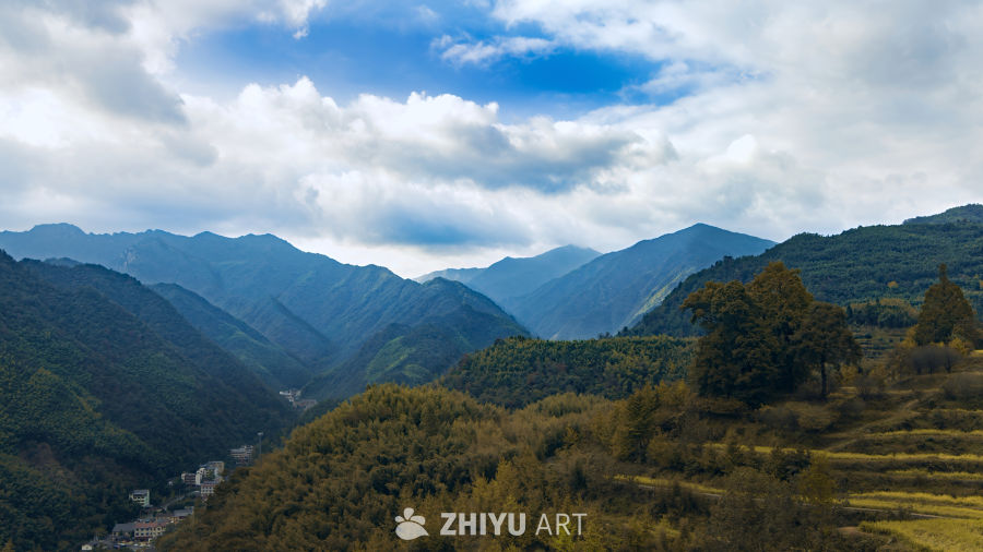 云漫山涧