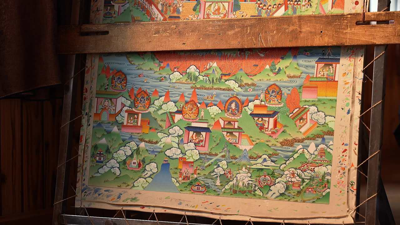 唐卡艺人绘画