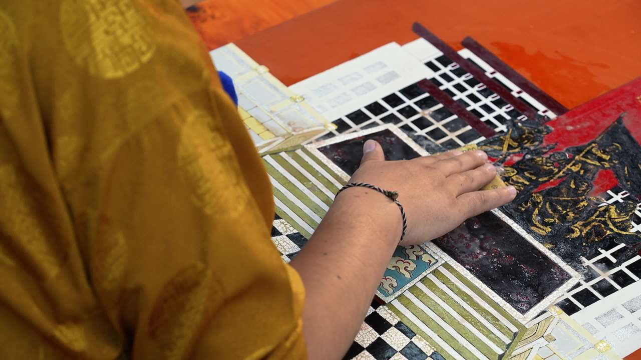 唐卡漆画