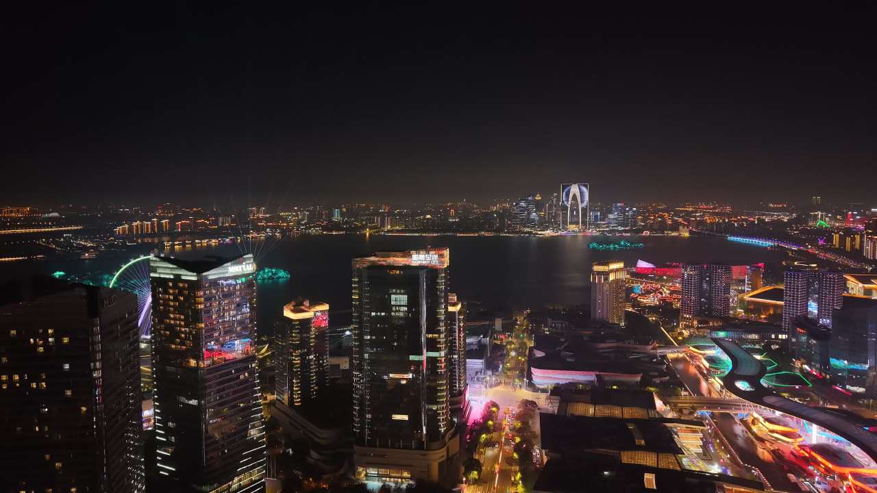 航拍苏州金鸡湖夜景风光
