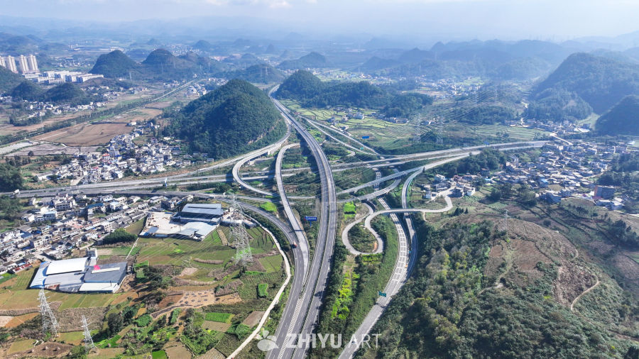 航拍贵州高速公路立体互通枢纽 4