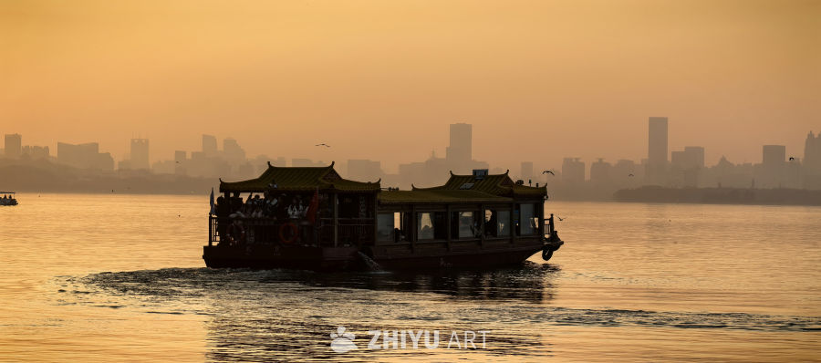 东湖游船