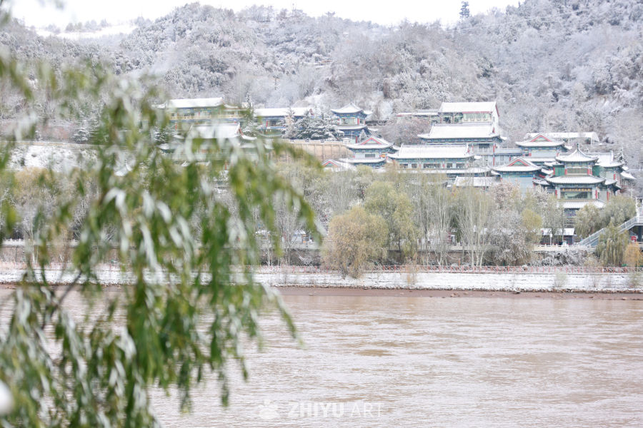 雪后兰州中山桥银装素裹景美如画 2