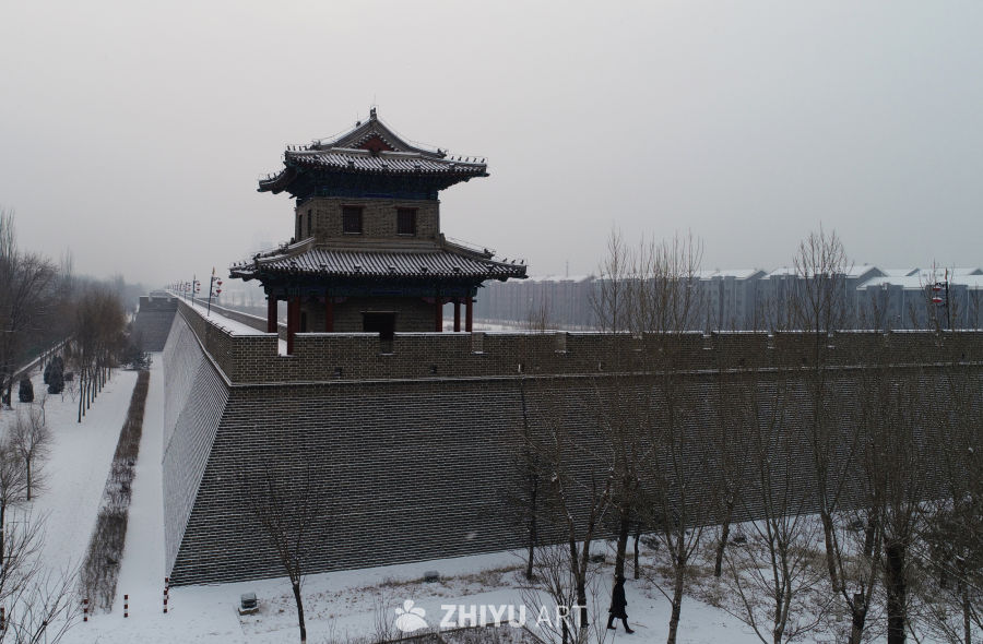 雪中古城墙
