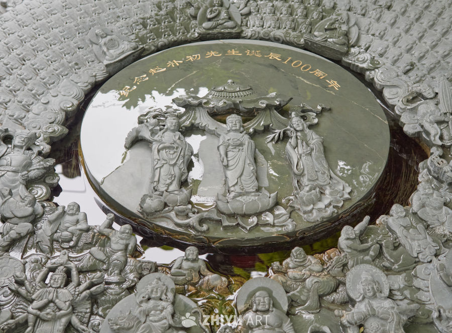 北京广济寺内千佛砚特写