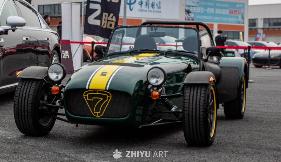绿色跑车展示