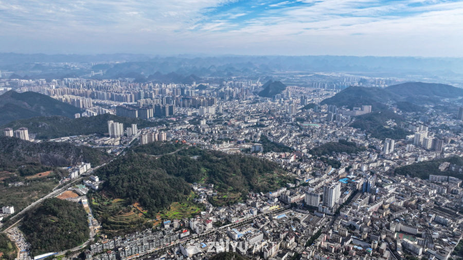 航拍贵州兴义市城市建筑  5