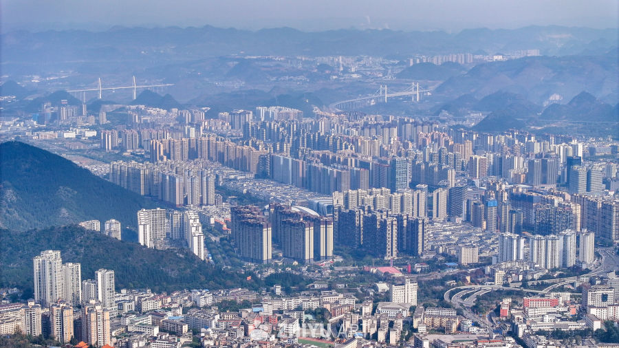 航拍贵州兴义市城市建筑  13