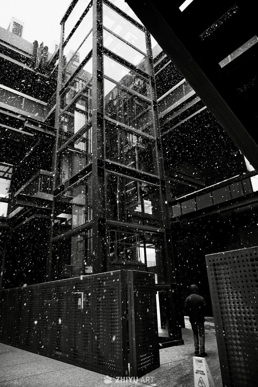 雪中现代建筑