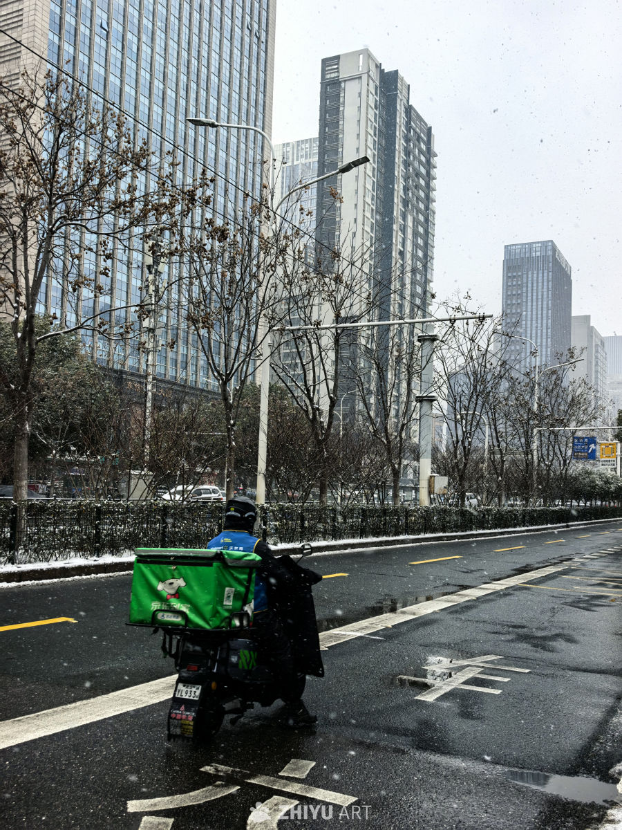 等公交来