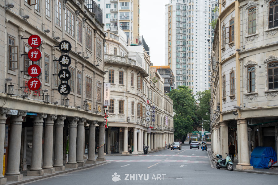 复古街道的宁静时光