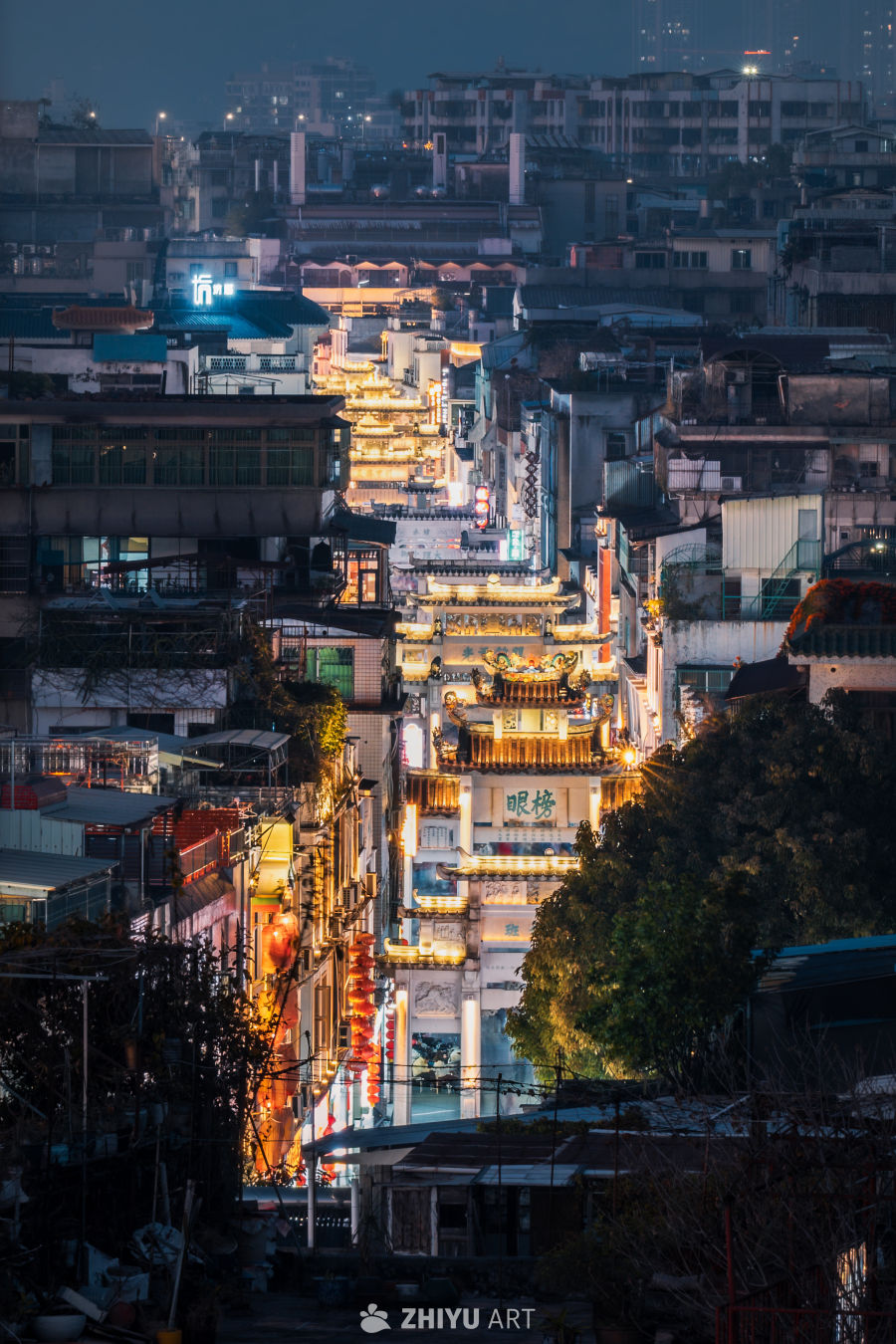 潮州古城古街夜色与现代都市交融