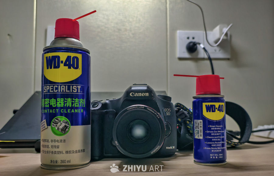 WD-40与相机的桌面清洁场景