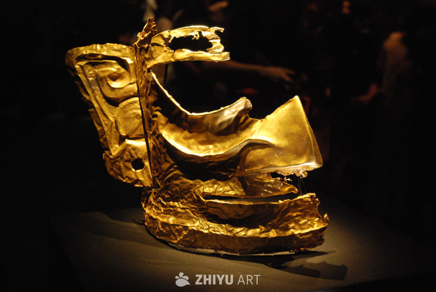 古代金色面具文物