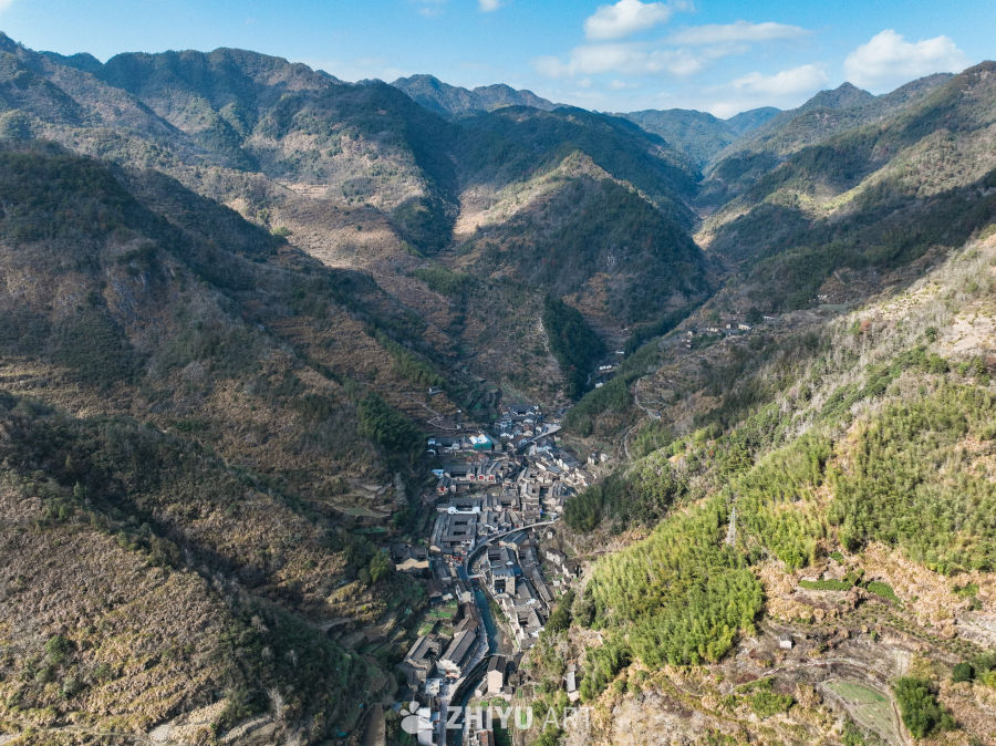 浙江金华武义山下鲍村航拍全景 8