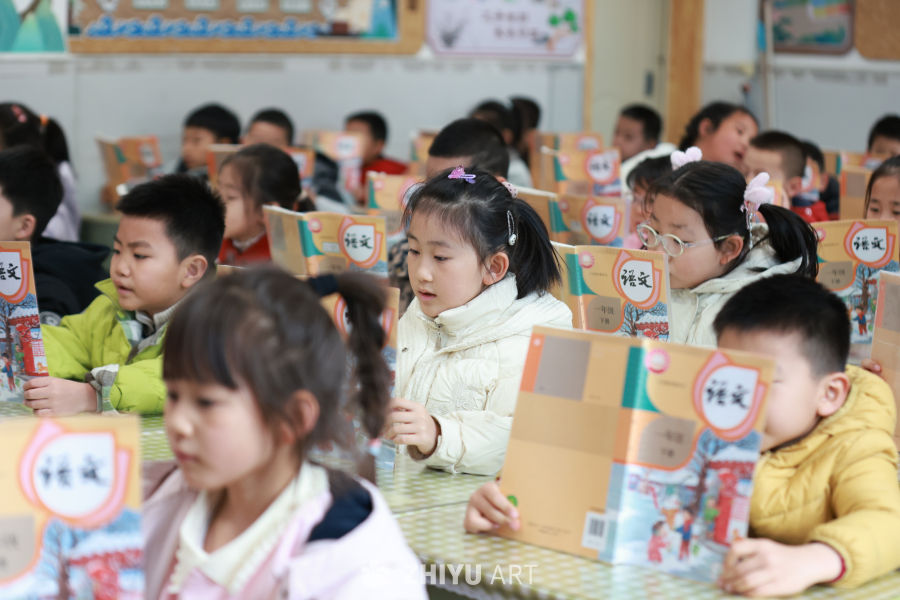 甘肃兰州：2026年春季中小学全面开学 23