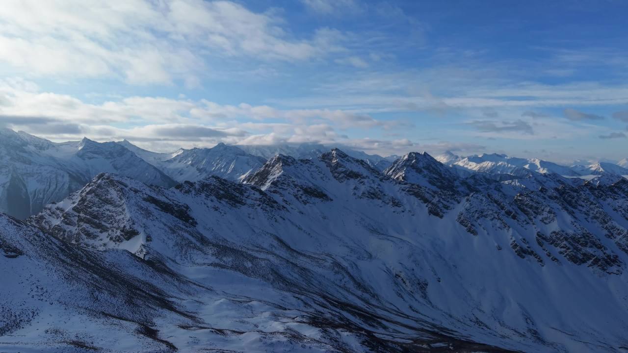 小金龙色峰 2