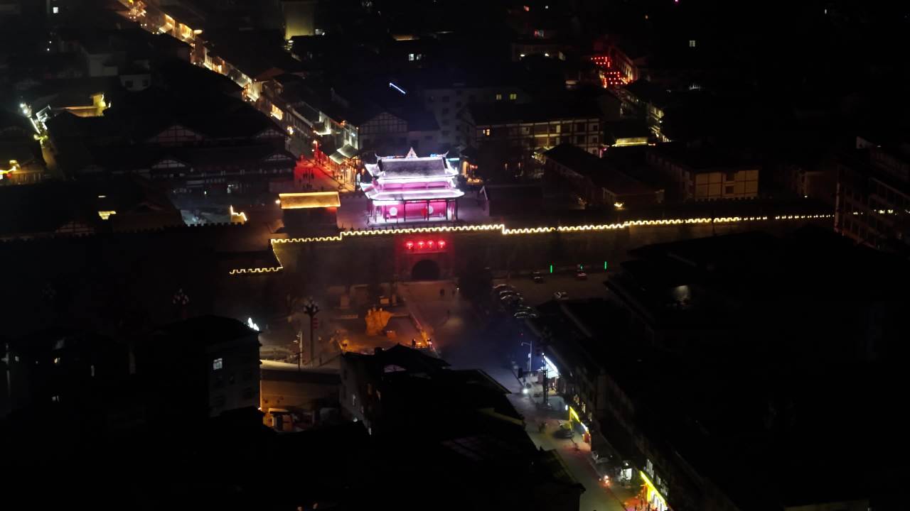 松潘古城春节燃放烟花航拍 9