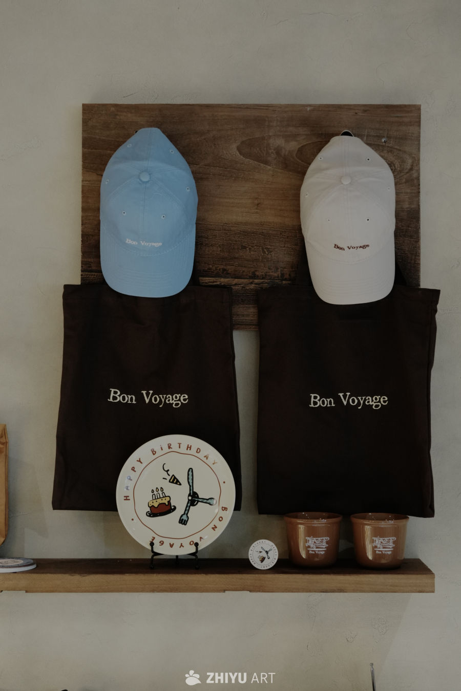 生日主题装饰与纪念品展示