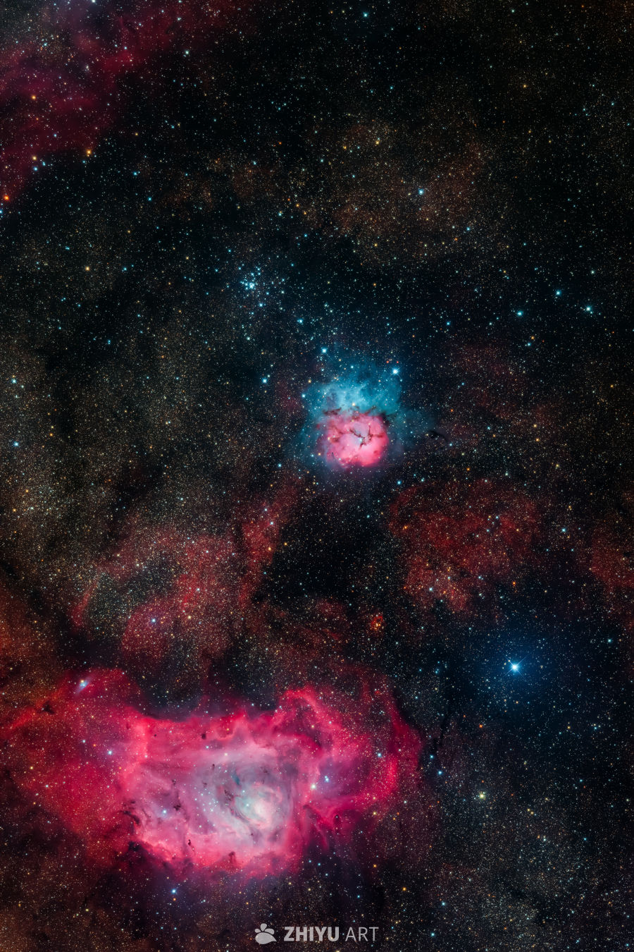 壮丽星云：宇宙的红色与蓝色