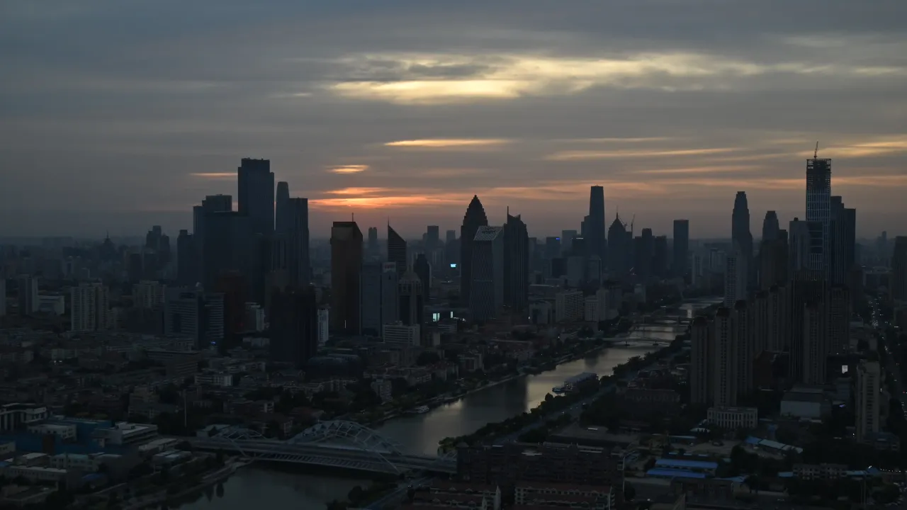 天津晚霞日转夜